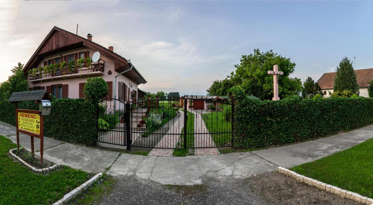 Gemenc Vendeghaz Hotel Hercegszanto Екстериор снимка